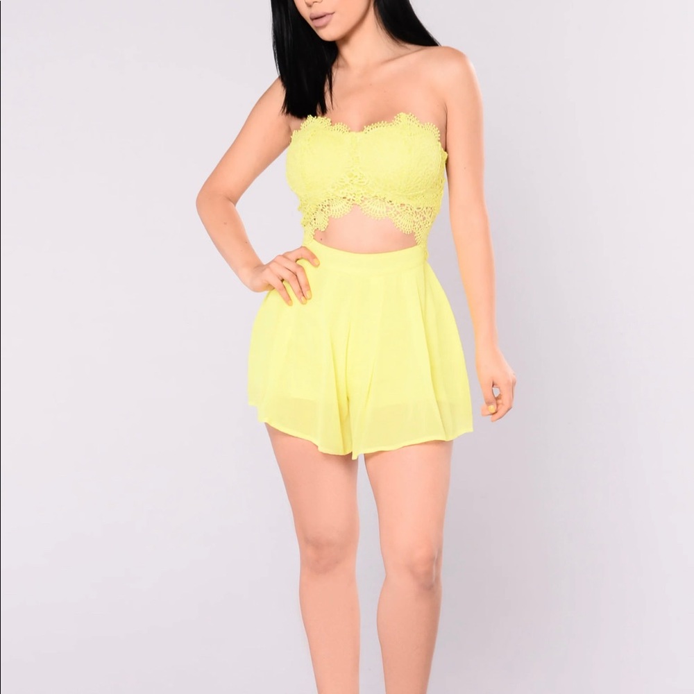 Never worn fashion nova size M romper